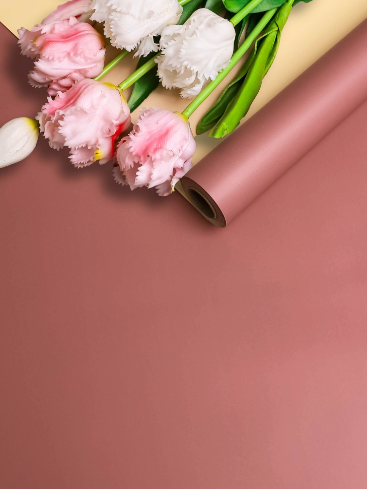 Пленка матовая 65мкм 58см х 10м двухцветная розовый пыльный/песочный