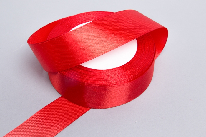 Лента атласная 25мм х 25 ярд JD красный Лента атласная 25мм х 25 ярд JD красный
