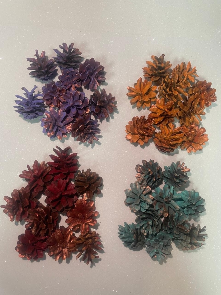 Шишки сосновые север, 4-5см 10шт. цветные позолоченные МИКС