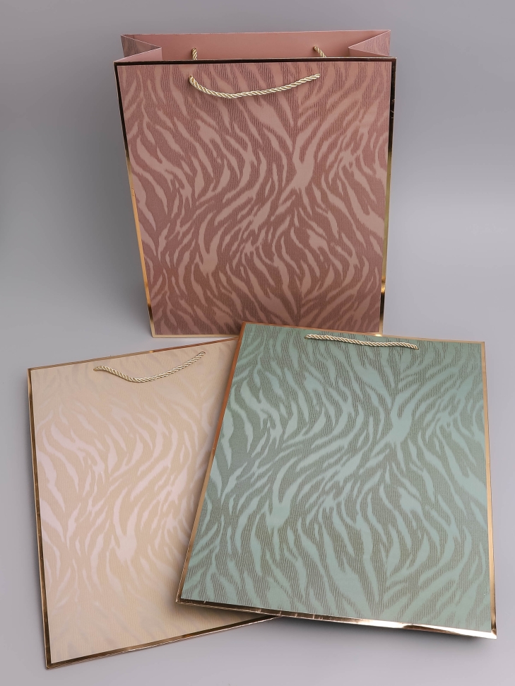 Сумочка подарочная 31х40x12см 327 микс Сумочка подарочная 31х40x12см 327 микс