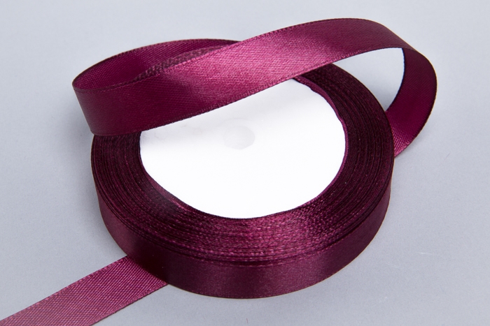 Лента атласная 15мм х 25 ярд JD вишневый Лента атласная 15мм х 25 ярд JD вишневый