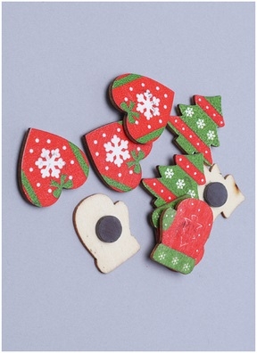 Декор деревянный на магните НГ 9шт. 6,2х4,8х0,2см Елочки.Варежки.Сердечки