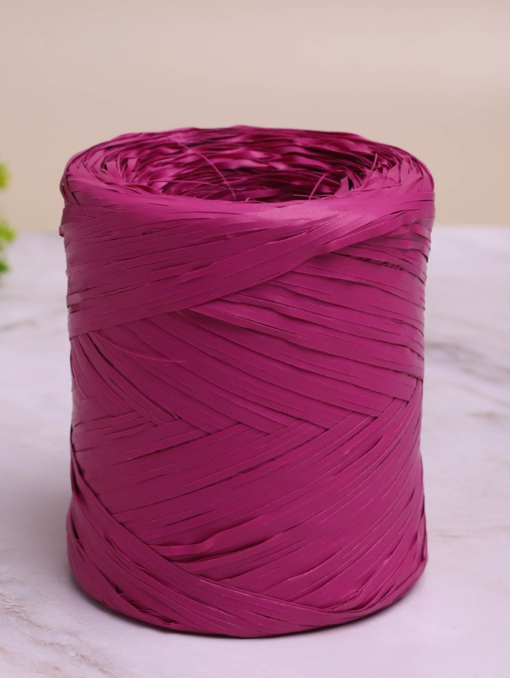 Рафия синтетическая, 200м PL 22 малиновая Рафия синтетическая, 200м PL 22 малиновая