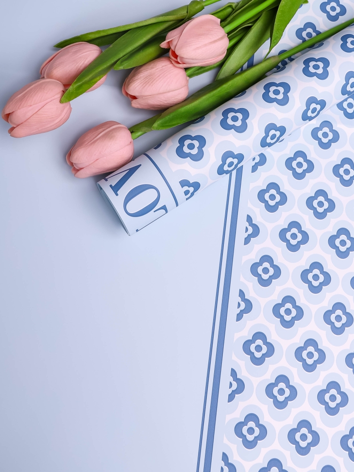 Пленка матовая 57смх57см 20 листов 60мкм Четырехлистник голубой Пленка матовая 57смх57см 20 листов 60мкм Четырехлистник голубой