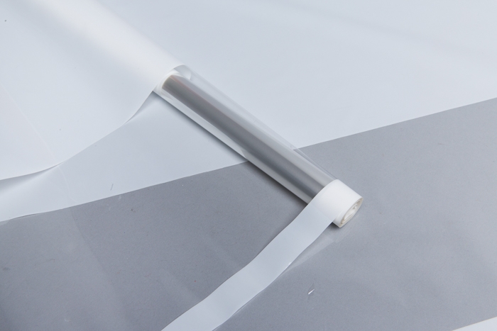 Пленка цветная 60см прозрачное окно белый