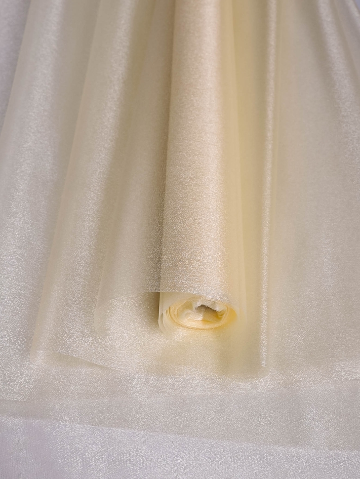 Органза-снег в рулоне 70смх9м кремовый Органза-снег в рулоне 70смх9м кремовый