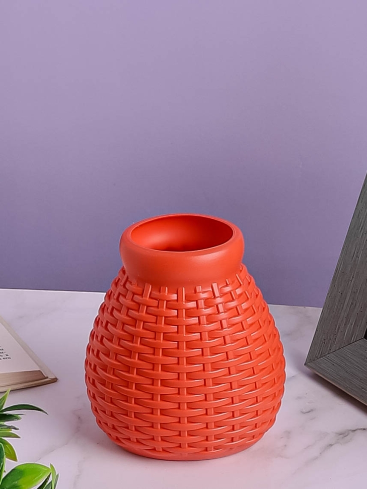 Ваза пластиковая H13,2 х D6,8х9см AS3568 оранжевый Ваза пластиковая H13,2 х D6,8х9см AS3568 оранжевый