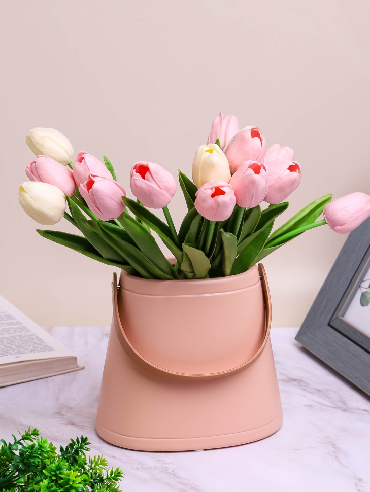 Кашпо керамика сумка 18х12х16,5см ZY2232 кремовый Кашпо керамика сумка 18х12х16,5см ZY2232 кремовый