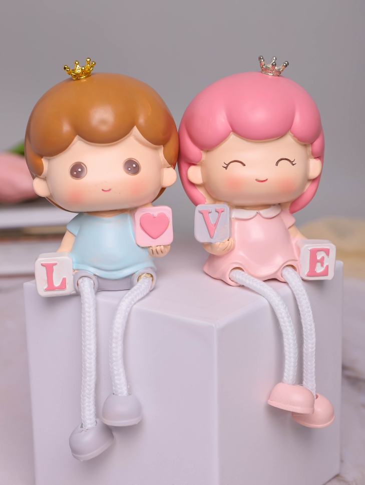 Фигурки 2шт. Дети 6,5х6х10см 5019 Фигурки 2шт. Дети 6,5х6х10см 5019