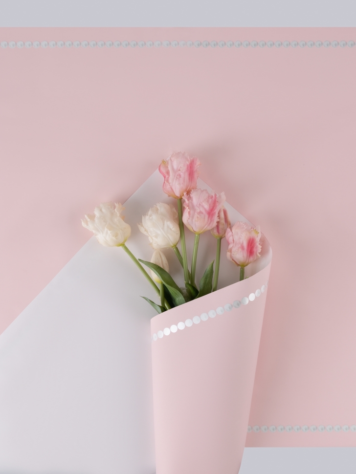 Пленка матовая 58смх58см 20 листов 65мкм Жемчужный кант розовый