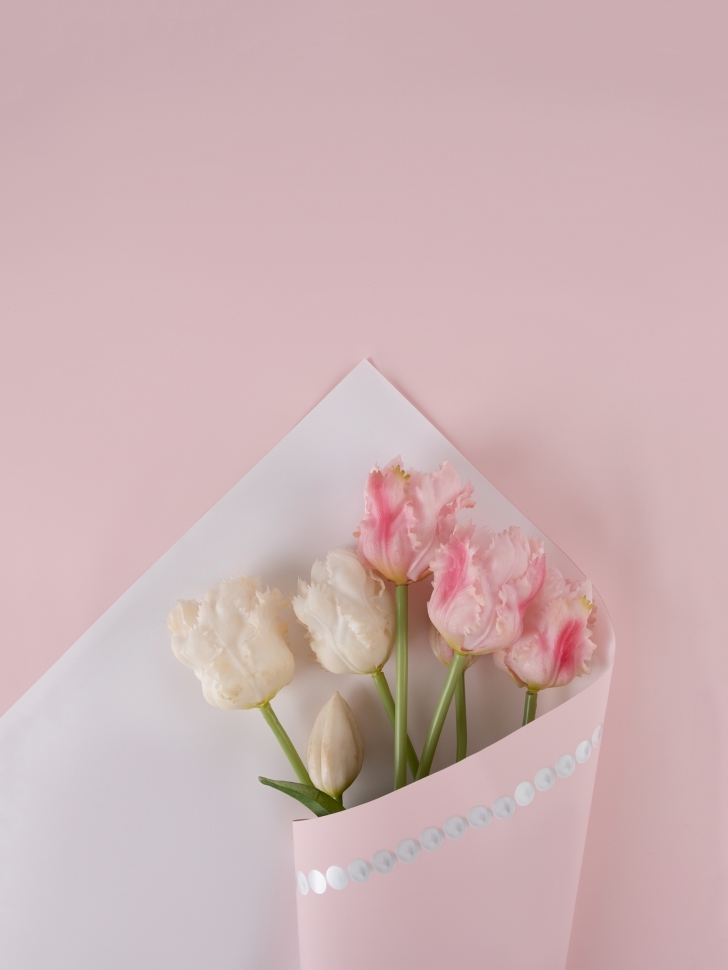 Пленка матовая 58смх58см 20 листов 65мкм Жемчужный кант розовый