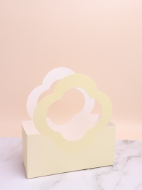 Плайм пакет для цветов прямоугольник H25х22х8см четырехлистник кремовый