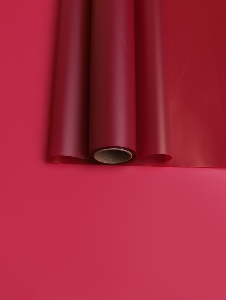 Пленка матовая 60см х 10м  на втулке брусничный