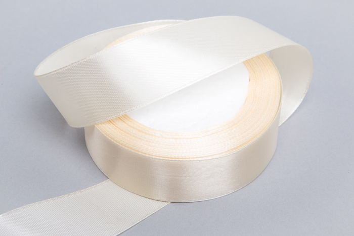 Лента атласная 25мм х 25 ярд JD шампань Лента атласная 25мм х 25 ярд JD шампань