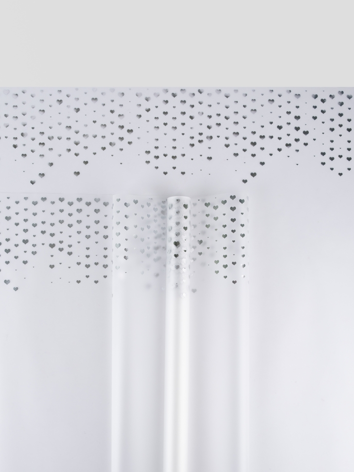 Пленка цветная 50 мкм 58см х 10м сердечки серебро