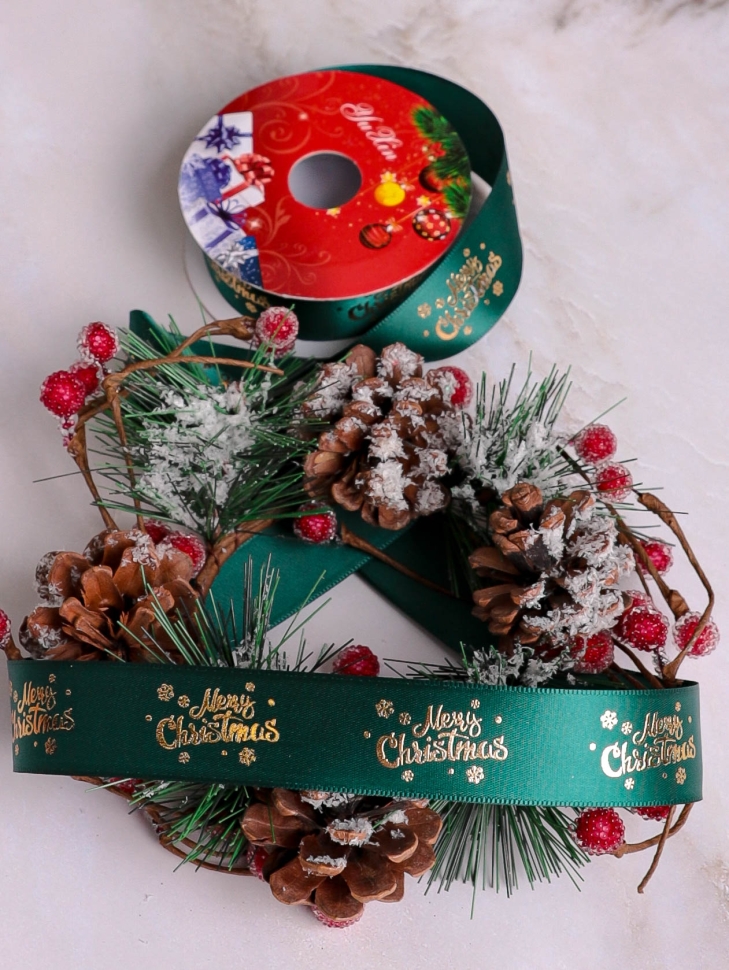 Лента НГ 2,5х3ярд зеленый с рисунком Merry Christmas 2 Лента НГ 2,5х3ярд зеленый с рисунком Merry Christmas 2