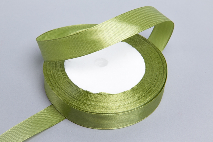 Лента атласная 15мм х 25 ярд JD оливковый Лента атласная 15мм х 25 ярд JD оливковый