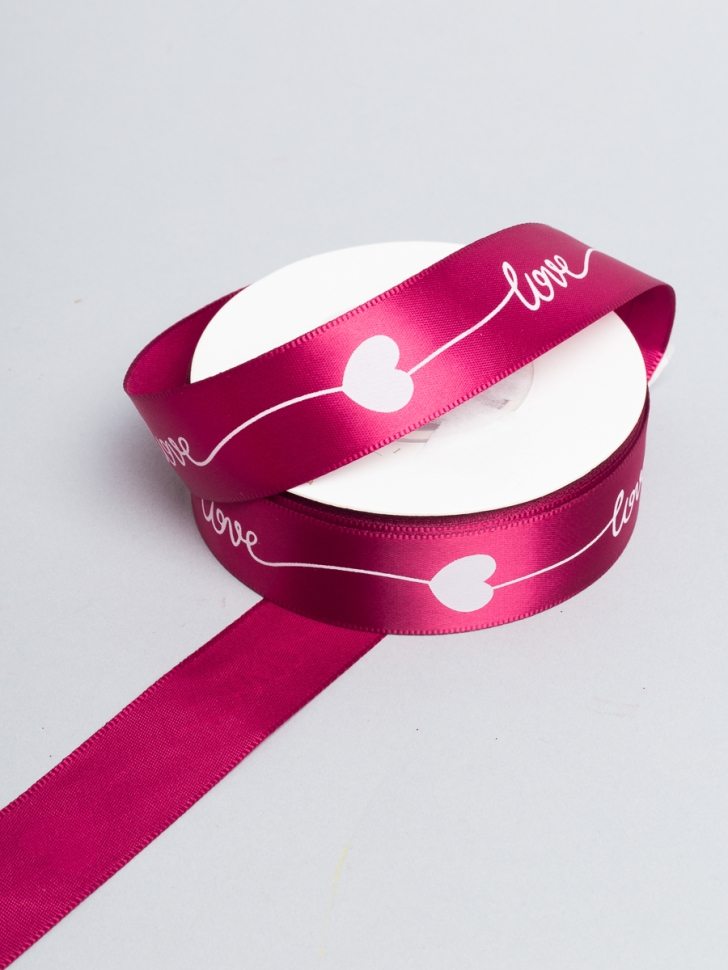 Лента атласная 25мм х 25 ярд Love бордовый Лента атласная 25мм х 25 ярд Love бордовый