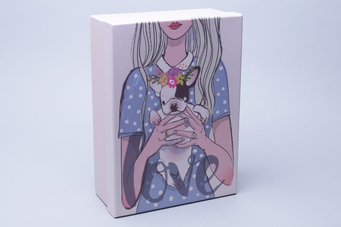 Коробка прямоугольник 26х19х8,5см W72301-1CD мопс в руках Коробка прямоугольник 26х19х8,5см W72301-1CD мопс в руках