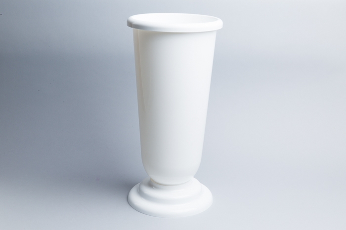 Ваза пластик гладкая H50см D22 большая, черный