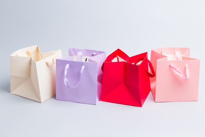 Сумочка подарочная Люкс (16х16х16см) микс