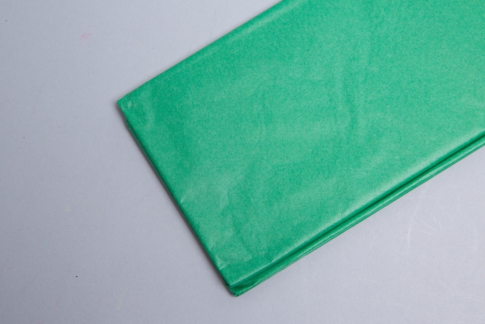Бумага тишью  50х66см,10 лист. зеленый