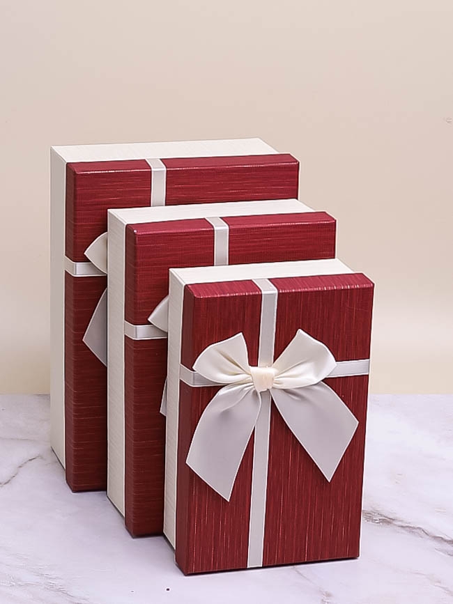 Коробка прямоугольник набор из 3шт 23х16х9,8см крышка винная, бант белый Коробка прямоугольник набор из 3шт 23х16х9,8см крышка винная, бант белый