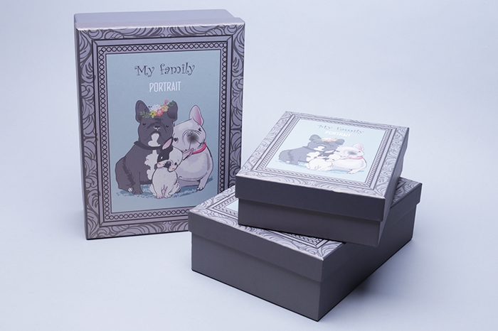 Коробка прямоугольник набор из 3шт 29х21х9,5см W72301-2AB семья мопсов Коробка прямоугольник набор из 3шт 29х21х9,5см W72301-2AB семья мопсов