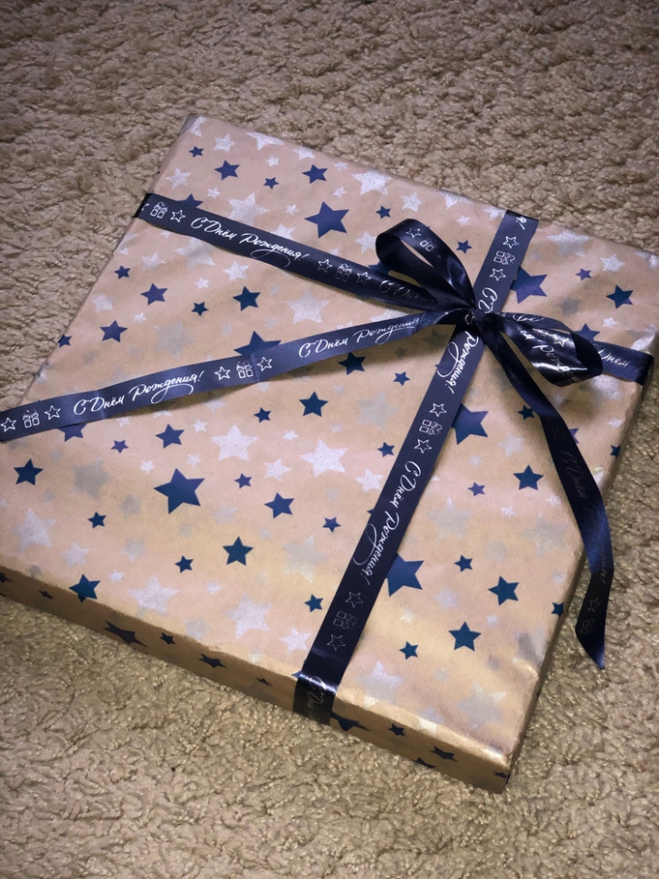 Бумага крафт 40г/м2, 70см x 10м, Звезды, синий/серебро Бумага крафт 40г/м2, 70см x 10м, Звезды, синий/серебро