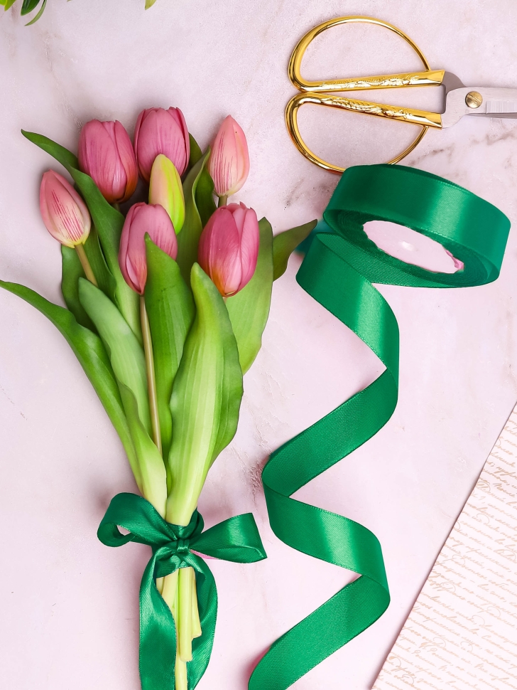 Лента атласная 24мм х 25ярд зеленый темный