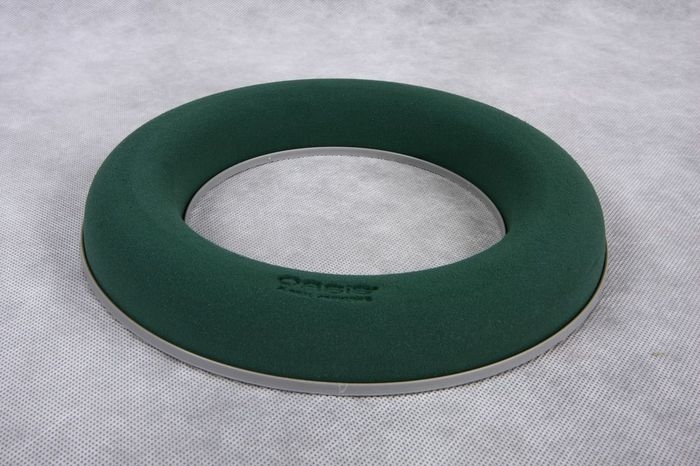 Оазис Кольцо Идеал на пластике d17 см, 1076 Оазис Кольцо Идеал на пластике d17 см, 1076