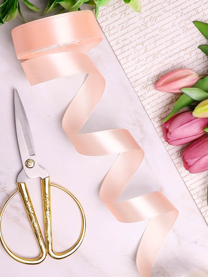 Лента атласная 24мм х 25ярд персиковый