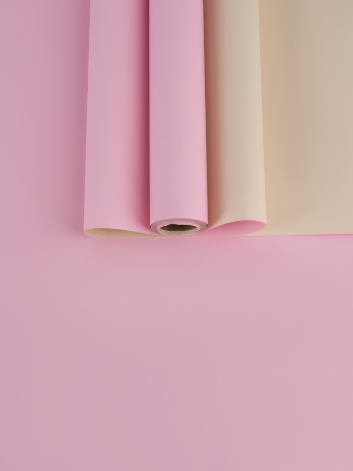 Пленка матовая  60мкм 58см х 10м Двухсторонняя розовый жемчуг/слоновая кость К