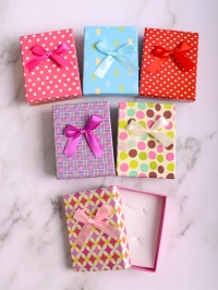 Коробка прямоугольник 7х9х2,5см CN22090751