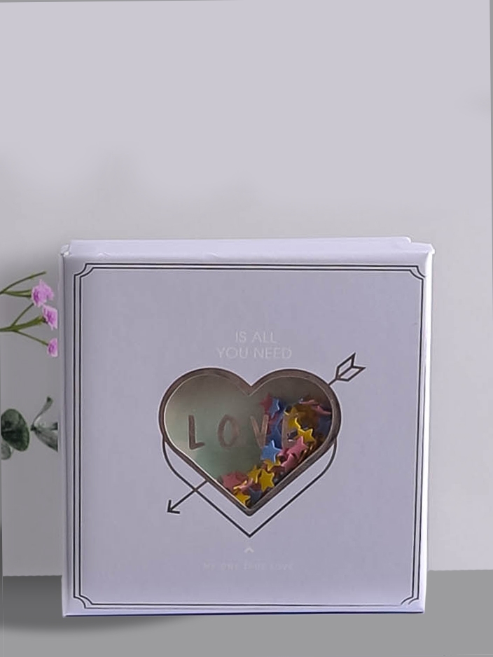 Коробка квадрат 21,5x21,5x10см сердце сиреневый Коробка квадрат 21,5x21,5x10см сердце сиреневый