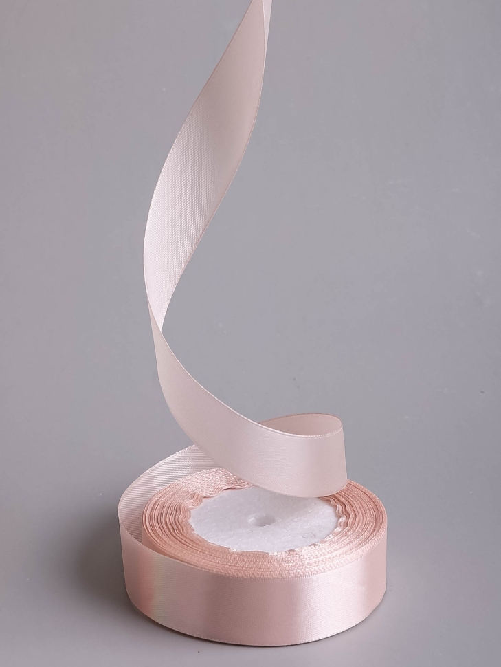 Лента атласная 25мм х 25 ярд JD сливочный Лента атласная 25мм х 25 ярд JD сливочный