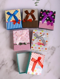 Коробка прямоугольник 7х9х2,5см CN22090760