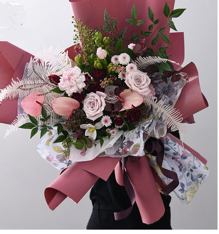 Бумага тишью  50х70см, 10 лист. цветы 01