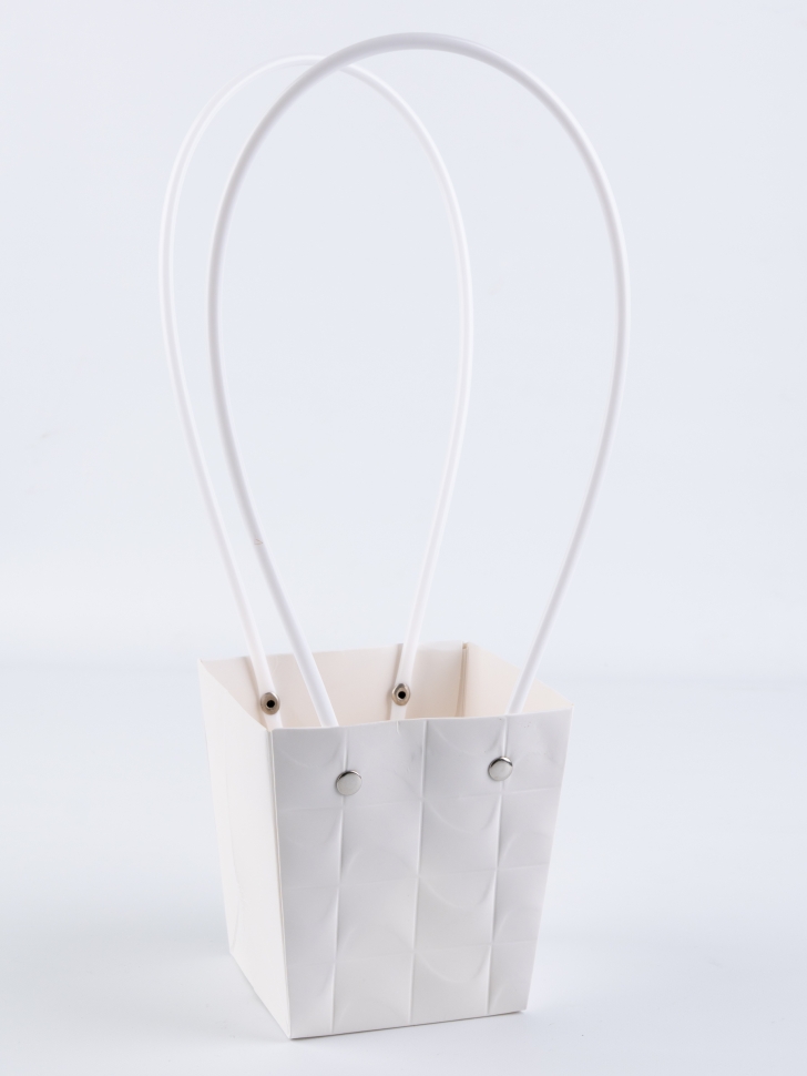 Сумочка для цветов 10х10,5х8см 3D белый