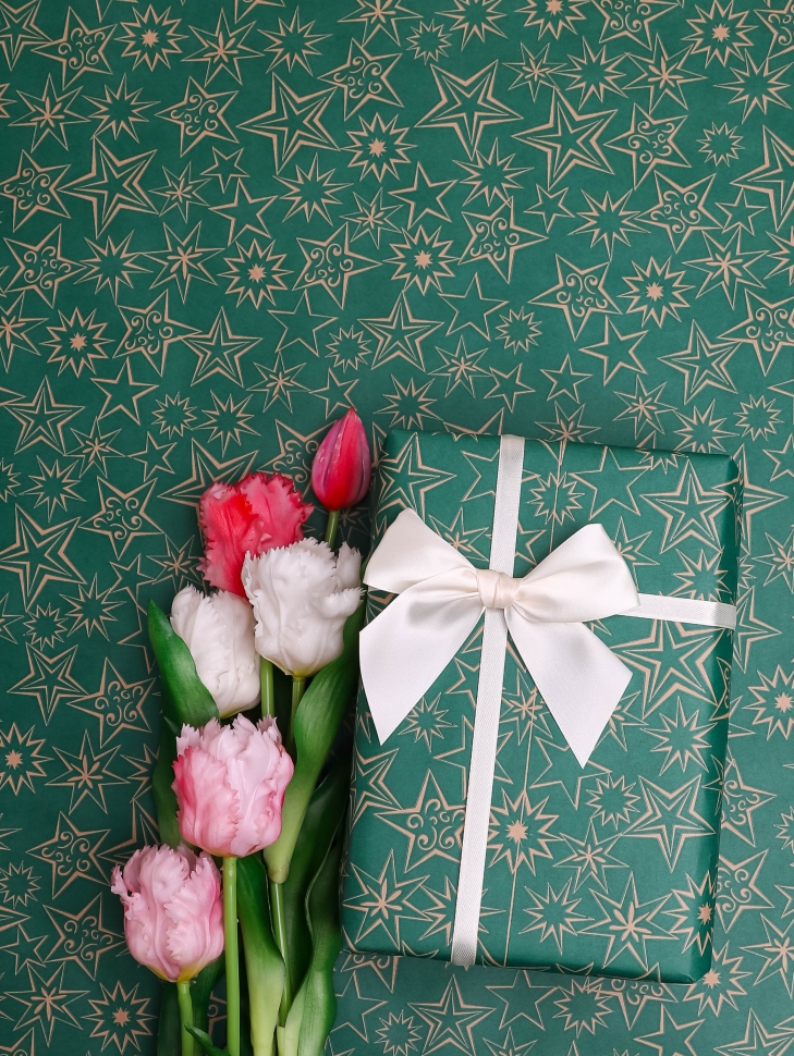 Бумага крафт 70г/м2, 70см x 10м, Звездный микс, зеленый