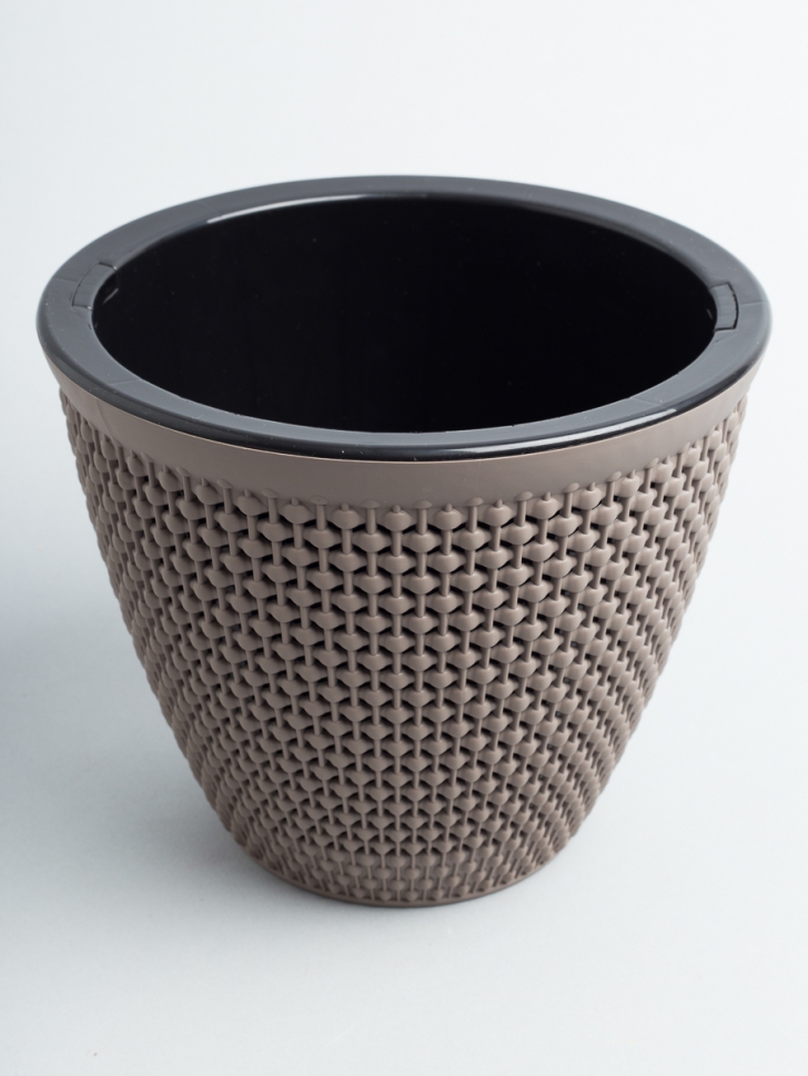 Кашпо из пластика "Ротанг" 3л. h16.5см,d19 мокачино