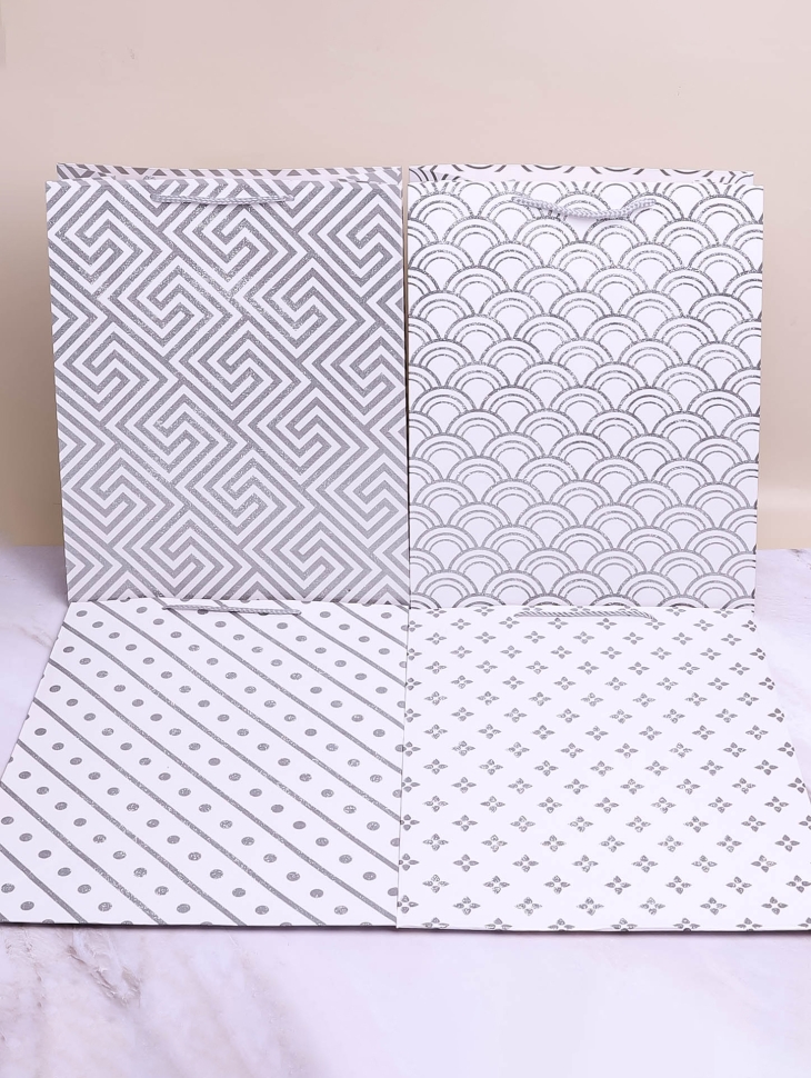 Сумочка подарочная 31х40x12см 2-102 микс Сумочка подарочная 31х40x12см 2-102 микс