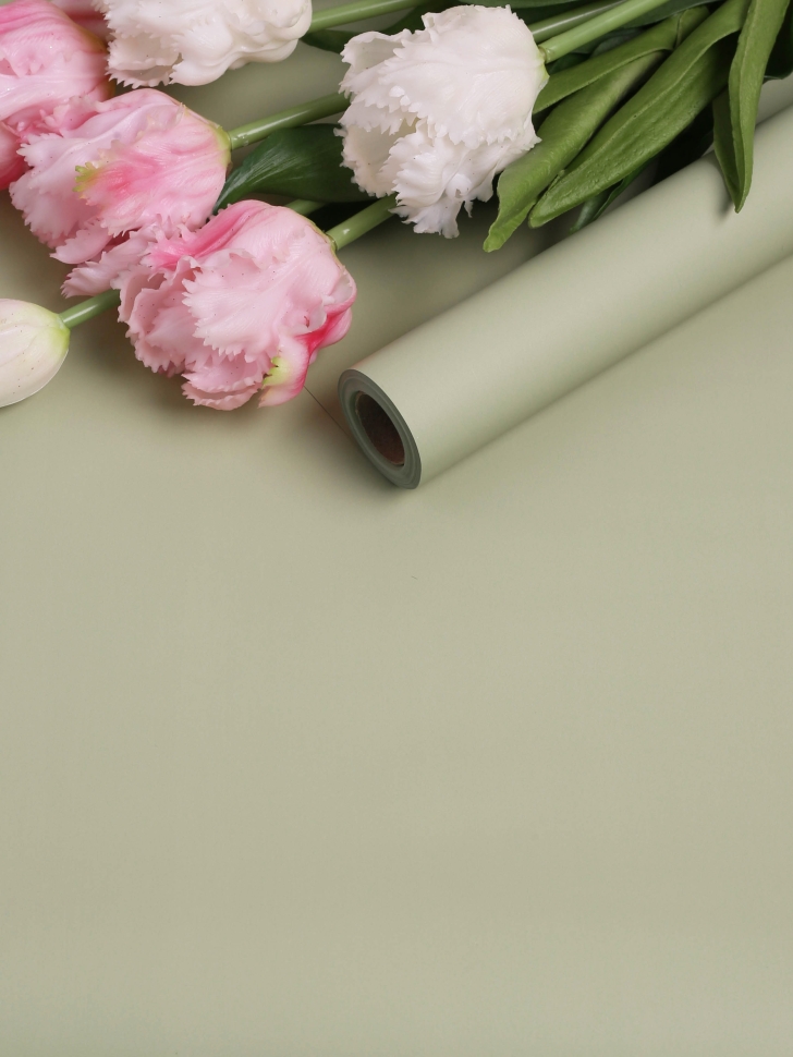 Пленка матовая 50мкм 58см х 10м Флора зеленый молочный Пленка матовая 50мкм 58см х 10м Флора зеленый молочный