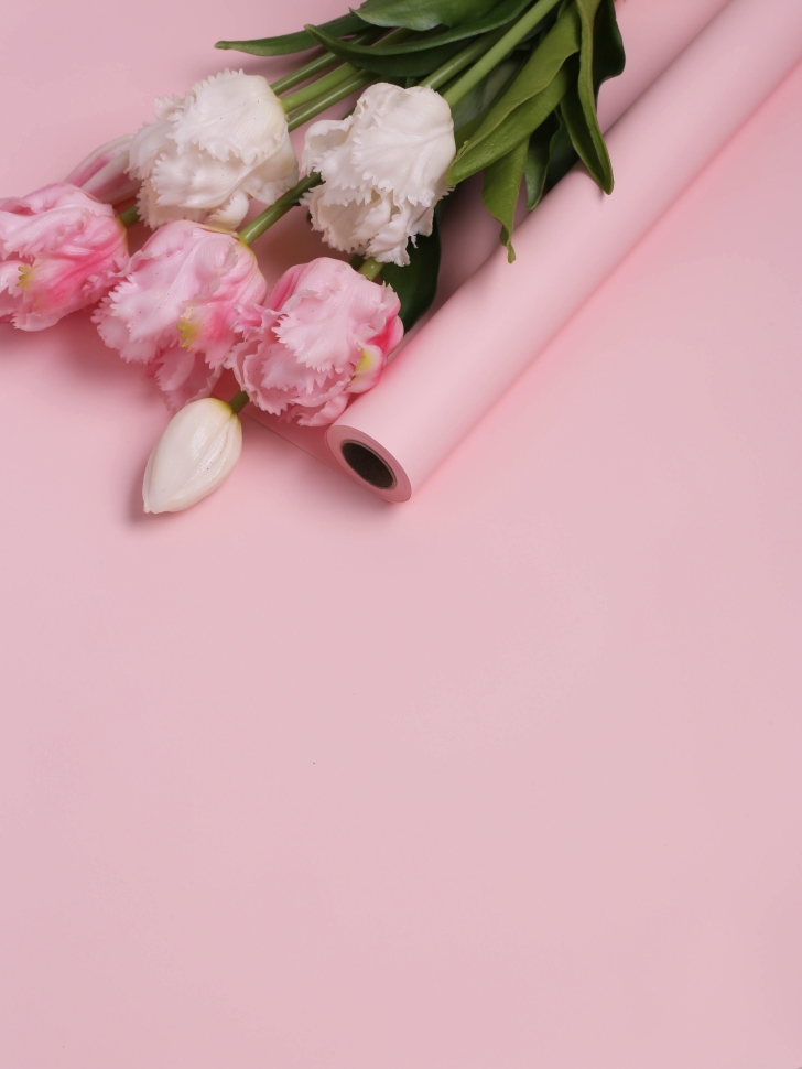 Пленка матовая 50мкм 58см х 10м Флора розовый