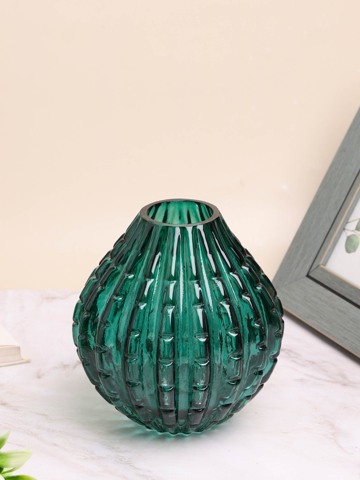 Ваза стекло h17 d17х6,5см К 178 изумрудный