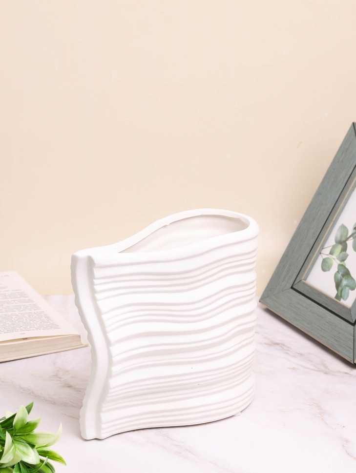 Ваза керамика 19х9х20см LZL28 белый