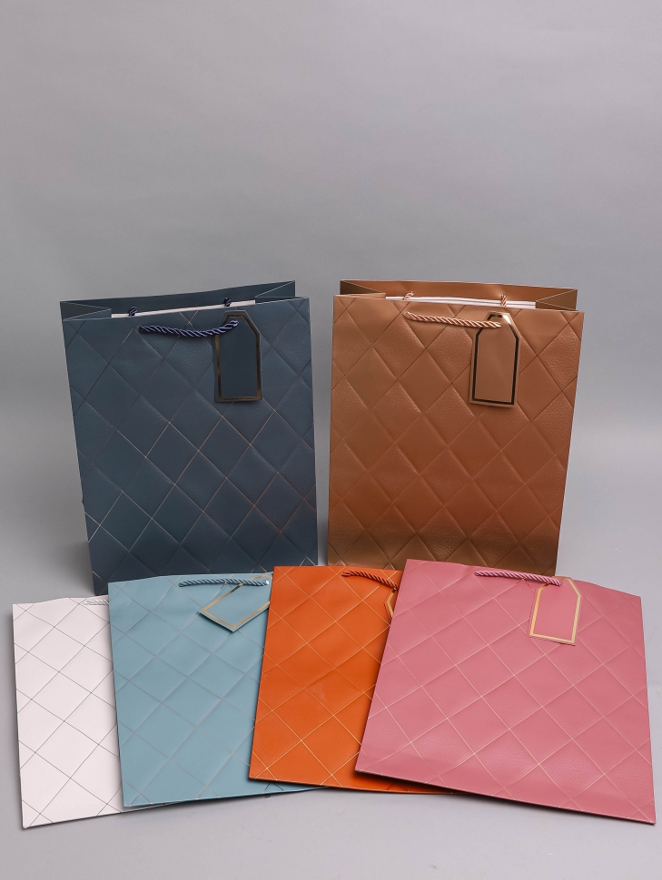 Сумочка подарочная 26х32x12см 5-230 микс Сумочка подарочная 26х32x12см 5-230 микс