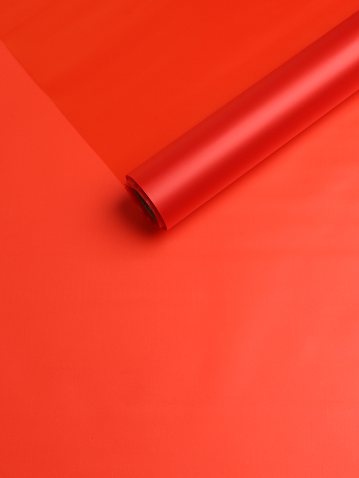 Пленка матовая 60см х 10м на втулке красный Пленка матовая 60см х 10м на втулке красный
