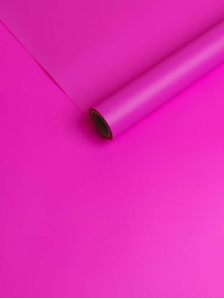 Пленка матовая 60см х 10м  на втулке фуксия