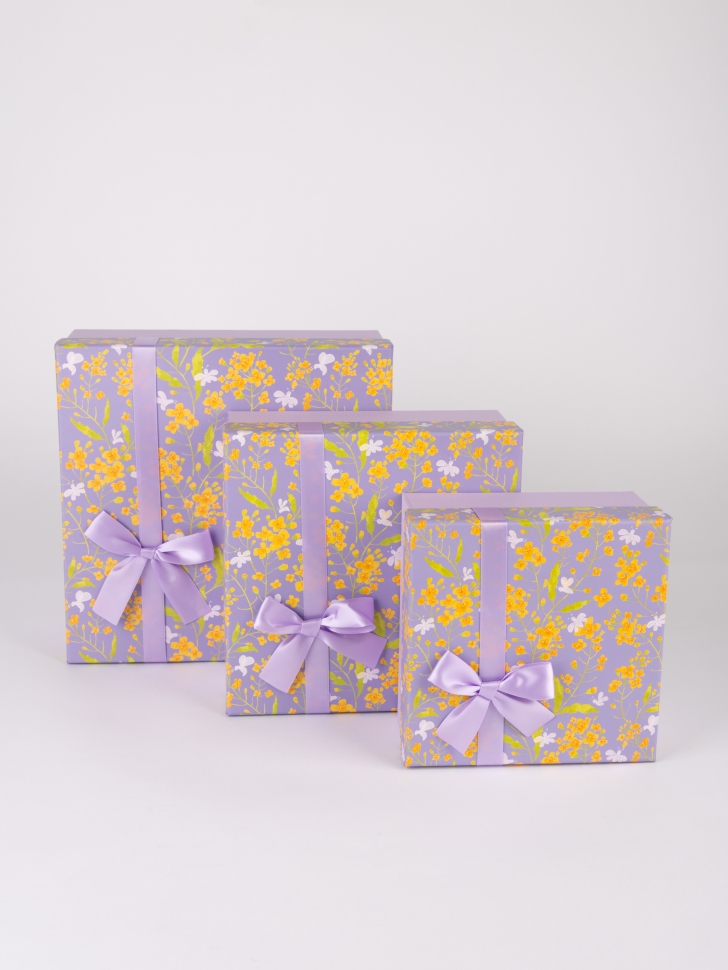 Коробка квадрат набор из 3шт 26,5х26,5х11см цветы на сиреневом K113 Коробка квадрат набор из 3шт 26,5х26,5х11см цветы на сиреневом K113